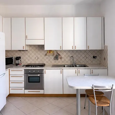 Casa Deanna - Soggiorni Le Grotte 아파트 *